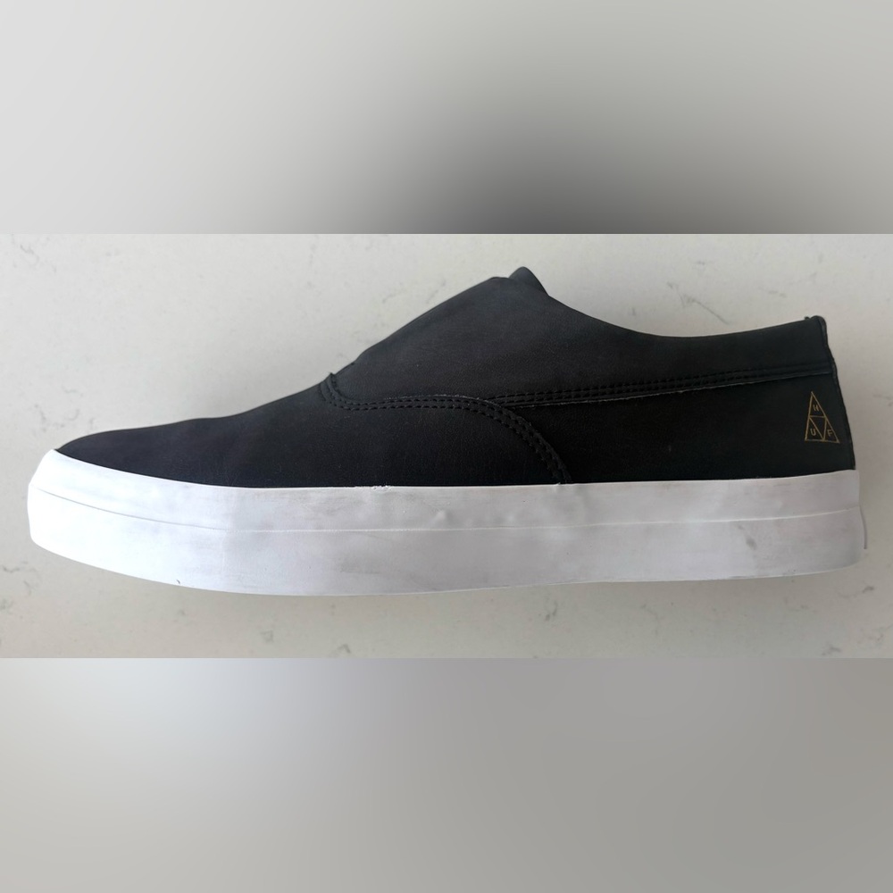 HUF Dylan Slip On Black Leather Skate Shoes White Rubber Size 6 EU 38 Jul 18 - Picture 5 of 9